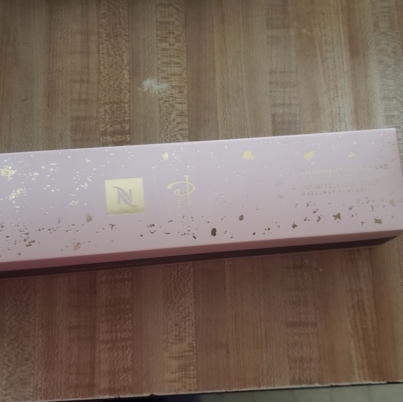 Nespresso Vertuo Pierre Herme Infinite Gourmand - Picture 2 of 4